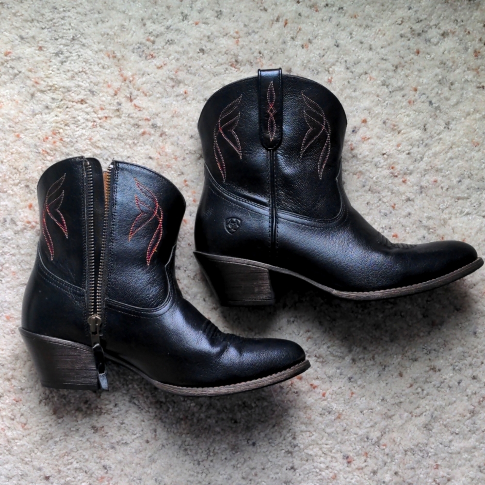 Black Ariat Booties